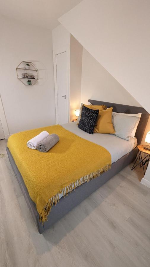 Lovely 2 Bedroom Apartment In Central Location Γκρίνοκ Εξωτερικό φωτογραφία